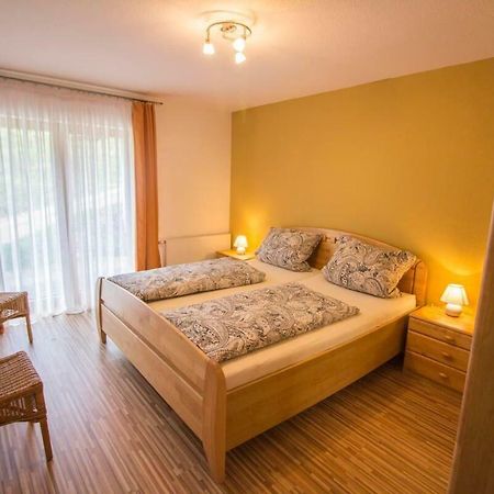 Steinhof Apartment โอเบอร์เคียร์ช ภายนอก รูปภาพ